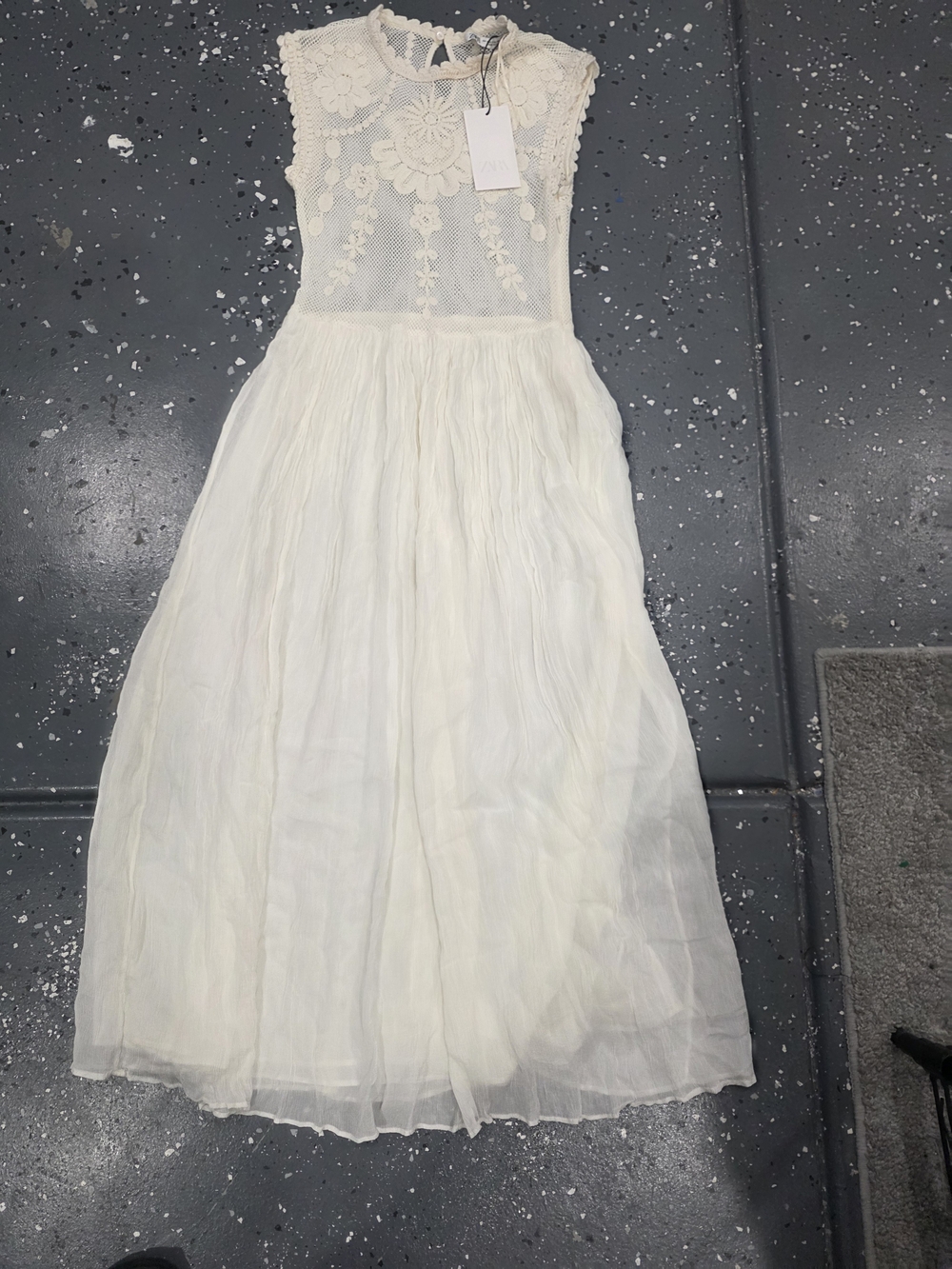 Zara Cream Lace Applique Maxi Dress